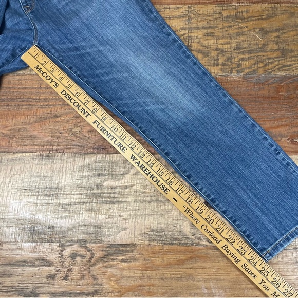 Chico’s So Slimming Girlfriend Crop denim Chicos size 0.5 (US 6) - Picture 6 of 12